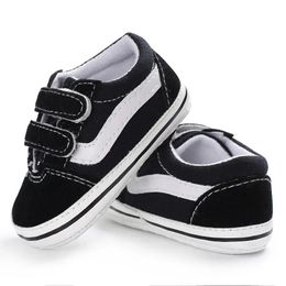 Meckior Baby Canvas Sneakers Classic Stripes Casual Boy Girl Chaussures ANTISLIP Soft First Walkers Infant Unisexe 240515
