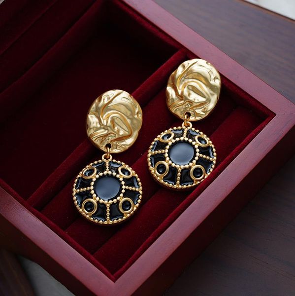 Boucles d'oreilles irrégulières en émail rond médical Court Style Fashion femmes Retro Ear studs E374