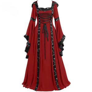 Middeleeuwse vintage jurken met capuchon leidde de catwalk -dame
