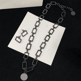 Medium rechthoek Charm Lady Black geavanceerde hangkettingen met diamant dames feestclub cadeau sieraden