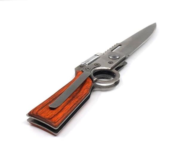 Taille moyenne Ak47 Couteau de pistolet pliant avec un couteau de chasse en forme de lumière à LED Pandoue de bois pliant tactique Camping multiprod5537685