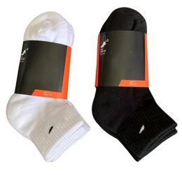 Dames sokken heren hoogwaardige katoenen vaste kleur sokken klassieke zwart-wit ademende sportsokken casual sokken luxe all-season sokken