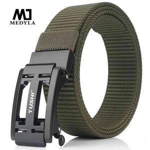 Medyla Mens Militaire Nylon Belt Nieuwe technologie Automatische Buckle Hard Metal Uactical Belt For Men 3mm Soft Real Sports Belt 210310 210F