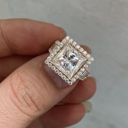 Meisidian Design Moissanites 6 Princess Anillo de compromiso de oro amarillo sólido de 14 k con diamantes