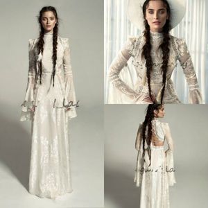 Meital Zano 2019 Robes de mariée médiévales avec cloche manches longues Vintage Crochet dentelle col haut gothique reine robes de mariée