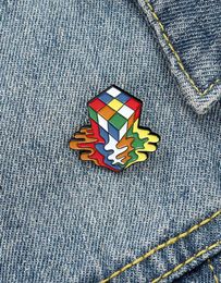 Melty Cube Emaille Pin Aangepaste Kleurrijke Speelgoed Broche Tas Kleding Reversspeldjes Badge Cartoon Sieraden Cadeau voor Kinderen Friends9240386