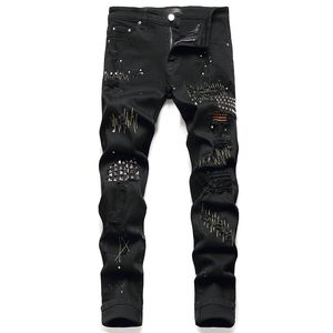 Black Rivets Jeans pour hommes Stretch Ripped Paint Denim Pantalons Mode Slim Broderie Pantalon Style Punk Homme Vêtements Pantalones Para Hombre Vaqueros