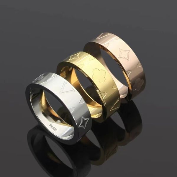 Hommes et femmes Designer Anneaux Mode Simple Quatre Feuilles Fleur Bague De Mariage De Luxe 18k Bague En Or Bijoux