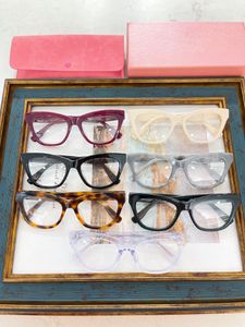 Mannen en vrouwen oogglazen frames bril met frame heldere lens heren dames 03uv nieuwste willekeurige doos