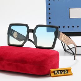 Óculos de sol da moda masculinos e femininos, óculos de praia de verão, design retangular de armação completa para homens e mulheres, 7 opções disponíveis em alta qualidade