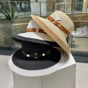 Mannen en vrouwen Straw hoed Sunshade Hat Designer Straw Hat Brand Triangle Hat Outdoor Travel Hat