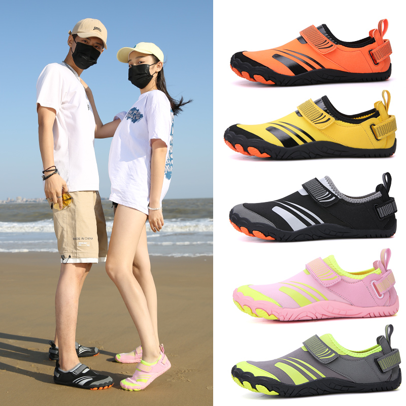 남자 아쿠아 신발 맨발의 물 신발 수영 해변 신발 통기 가능한 5 개의 손가락 방울 거리는 운동화 여름 야외 샌들 2023