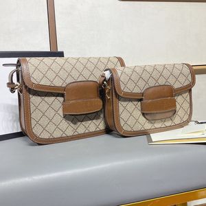 Bolsas de sillín Diseñador famoso Mujeres Carta de hombro Cuerpo cruzado Bolsos de mensajero clásicos Totes de compras Monedero de dama Rayas Cerrojo Casual Cool Carteras presentes