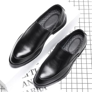 Zapatos de vestir informales básicos para hombre, zapatos formales de oficina de negocios de tacón medio, traje Formal de boda para vendedor, calzado para caballero