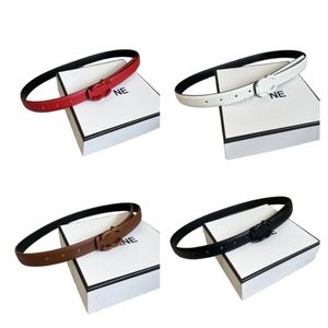 Ceinture pour hommes ceintures pour femmes minces largeur de designer 2,5 cm réglable Cinturones De Diseno boucle d'aiguille lisse bracelet d'affaires marron tendance exquis fa094 H4