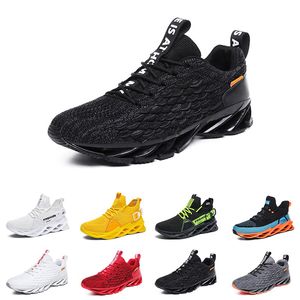 Hommes Chaussures noires Femmes Triple Running White Red Lemen Green Wolf Grey Mens Trainers Sports Swekets Sports Quarante-Huit S