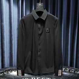Men Black Solid Shirts à manches longues Mentes Harajuku Fashion Oversize Shirt Male Streetwear Male Blouses en vrac et taille