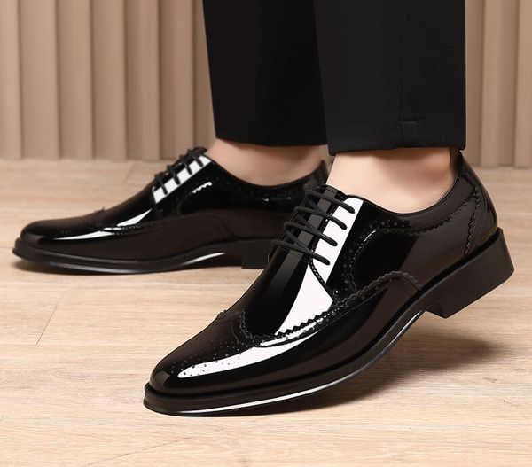 Hommes noir blanc vin rouge brevet cuir oxford imprimés de style classique chaussures robes de style cuir en cuir en daim lacet up model mode