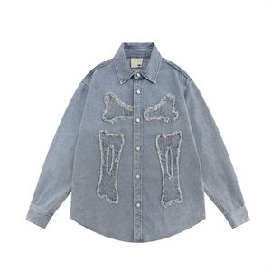 Hommes Bleu Denim Manteau Streetwear Hip Hop Broderie Crâne Os Patch À Manches Longues Bouton Jeans Veste Harajuku Punk Lâche Blouses Chemises