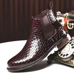 Hommes bottes britanniques Chaussures Fashion Casual Classic Colomb Pu Poud Plaid Modèle de tissage une pédale Street Outdoor Daily Ad
