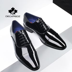 Mannen zakelijke jurk schoenen mannelijke 2020 lente mode kantoor hoge kwaliteit spiegel lederen schoenen merk formele schoenen mannen mannen schoenen