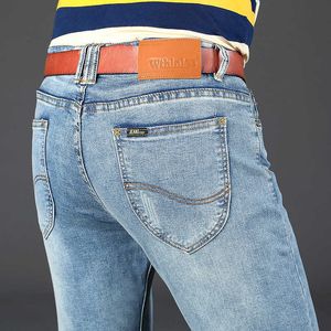 Hommes d'affaires Jeans Classique quatre saisons Mâle Coton Droite Stretch Marque Denim Pantalon D'été Salopette Slim Fit Pantalon 2021 X0621