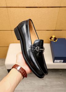 Hommes affaires bureau chaussures habillées formelles marque Designer mariage mode Oxfords mâle en cuir véritable confortable appartements taille 38-45