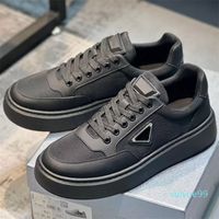 Chaussures concepteurs d￩contract￩es Men's Avenue Low-top Le cuir baskets Downtown Leather Platform Trainers Outdoor Walking 888