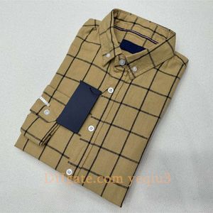 Camisas casuales para hombres Camisa a cuadros Tela de algodón y lino Camisa de vestir de negocios para hombres Camisas clásicas de moda Decoración bordada para hombres Top cómodo Camisa larga