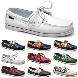 Zapatos casuales para hombres Ocios negros Platas Taupe Dlives Marrón Gris Rojo Verde Caminar Bajo Suave Multis Cuero Zapatillas de deporte para hombre Zapatillas de deporte al aire libre Zapatos náuticos transpirables BB007