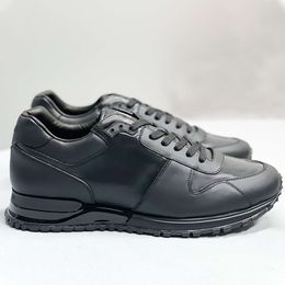 Men Casual schoenen Designer Lederen Trainers Fashion Outsole Sneaker Top Classic Run Away Sneakers Flats schoenen Hoge kwaliteit met doos 012