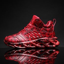 Hommes décontractés Slip on Sneakers 2024 Summer Fashion Light Platform Chaussures Chaussures de basket-ball Sport Médiens plus taille 43