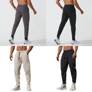 Hommes Vêtements Jogger Pantalons de basket-ball Hommes Fitness Bodybuilding Gymnases pour coureurs Homme Entraînement Pantalon de survêtement noir Pantalon de créateur décontracté Men's running fitness shorts