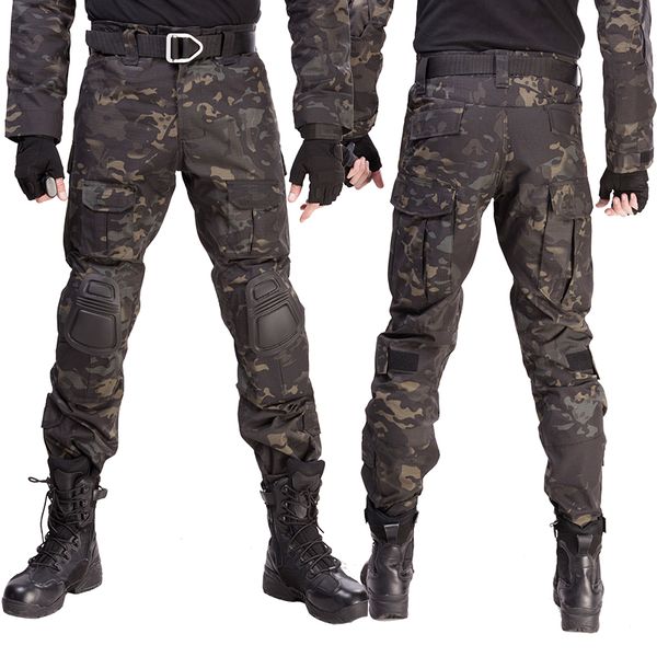 Men de combat pantalon avec des pads à genou