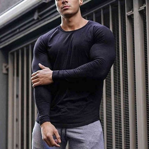 Hommes Compression coureur T-shirt T-shirt Fitness à manches longues à manches longues Homme Jogging Shirts Gym Sportswear Quick Homme Dry Top 210515