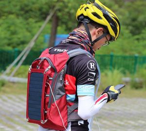 Sacs à vélo pour hommes sac à dos solaire solaire 65W 5V sac à dos étanche pour ordinateur portable.