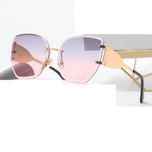 Designer masculin pour les lunettes de soleil pour femmes Femmes Summer Man Glasse de soleil Fashion's Fashion Beach Sunglasses Rectangle Travel Antiglare Casual Anti-Glare Glasse Mesualités