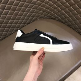 Hombres Zapatos de diseñador Zapatillas de deporte Zapatillas de deporte Zapato Moda Casual Carta Impreso Cuero Lujo Hombre Calle Calle Viajar al aire libre mkiuyt0000002