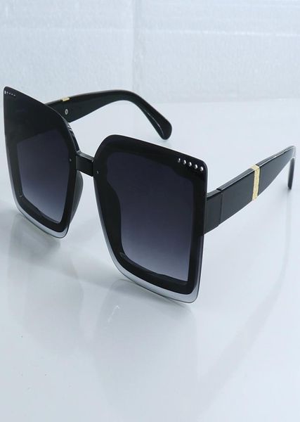 Lunettes de soleil pour hommes de créateurs pour hommes pour les lunettes de lunettes C Eyeglass de luxe Empêchez le style de mode UV de haute qualité 6044 MODÈLE 6 CO4045443