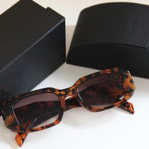 Lunettes de soleil de créateurs pour hommes avec lunettes de soleil pour femmes classiques de luxe hip hop assortiment conduisant la plage ombrage UV Protection des lunettes polarisées cadeau