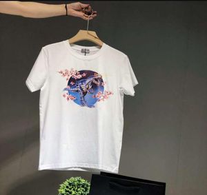 Camisetas de diseñador de hombres camisetas de lujo con letras de marca mangas sólidas de manga corta impresión de dinosaurio de moda tops ropa x1301828