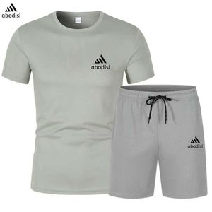 Men de concepteur Tracksuit Summer Hot T-shirts shorts pour hommes Sports Men Sports Brand Imprimé loisir Fashion Coton Shor Wholesale Qing