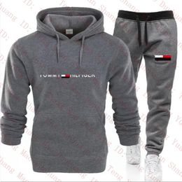 Men de diseñador de chándales de 2 piezas Sweetsuits Swinter Swinter Fashion Swinter Fashion Swinter Swinter Sweats Juegos Juegos de pantalones Sporting Traje Estampado Mujeres Sportswear