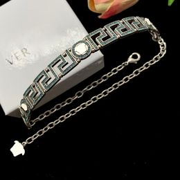 Men Cadenas Diamond Collar Diseñador Moda Retro Chokers Mujeres Joyas de plata Cartas Cabecillas de gargantilla Joyas para hombres 238153C6