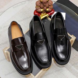 Business Chocolate Men Loafers Chaussures robes en cuir argent noir monolithe moabrice Designer Mens Party Wedding Shoe Size 38-46