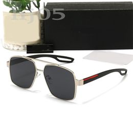 Hombres dsigner tonos gafas p gafas de sol polarizadas de lujo para mujeres verano de gran tamaño negro hombre fresco marco delgado gafas de sol de gama alta accesorios de moda PJ061 C23