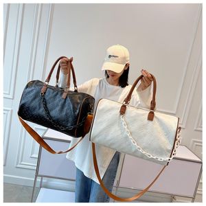 Men Duffel Bags Fashion Designer Backpacks Women Crossbody Body Poker Brown Black Schoolbags Bagage Handtas Grote capaciteit Sport 298F