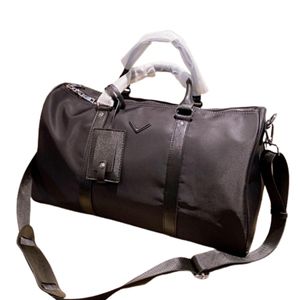 Men Fashion Duffle Bag Black Nylon Travel Bags Mens Handle Bagage Gentleman Business Toes met schouder 22090025