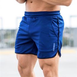 Men Fitness Bodybuilding Shorts Man Summer Gyms Workout mannelijk ademend gaas snel droge sportkleding jogger strand korte broek 220714