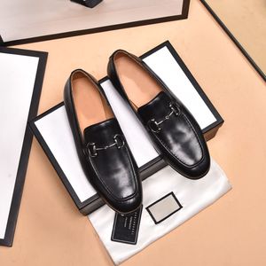 Mannen Formele Zakelijke Flats Hoge Kwaliteit Lederen Casual Handgemaakte Loafers Merk Designer Office Party Trouwjurk Schoenen Maat 38-45